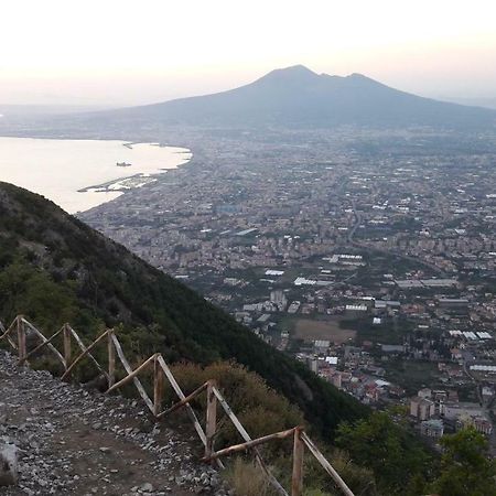 La Casa Di Malu Appartement Pimonte Buitenkant foto